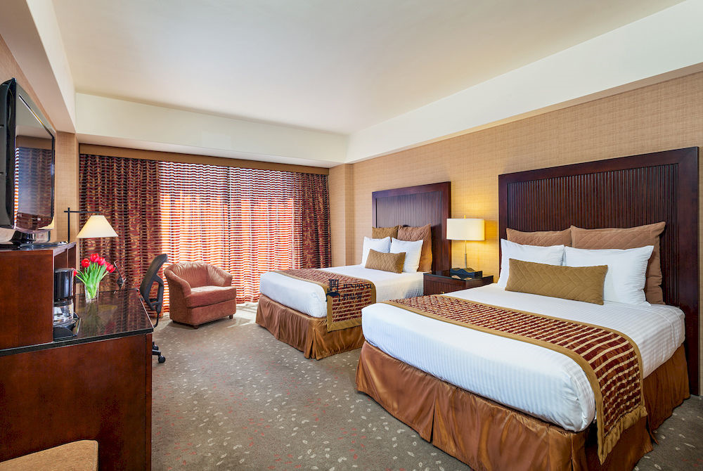 团队是否由美院背景的设计总监带队、是否有系统化的设计流程