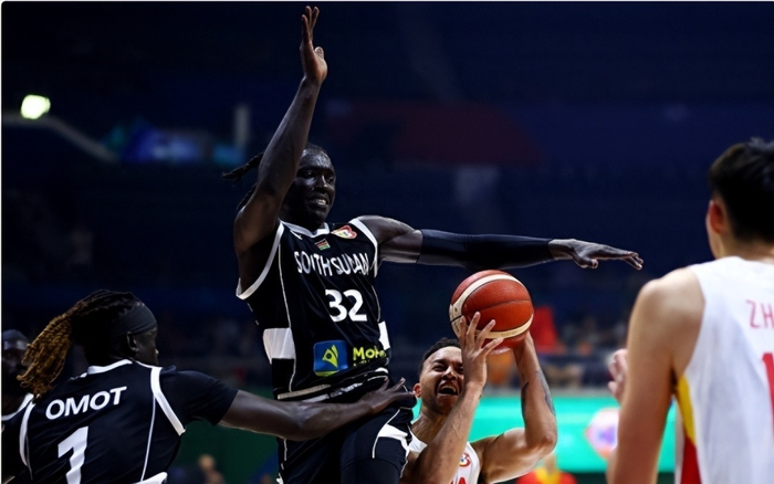 南苏丹男篮力克中国首胜，女篮迎战挑战