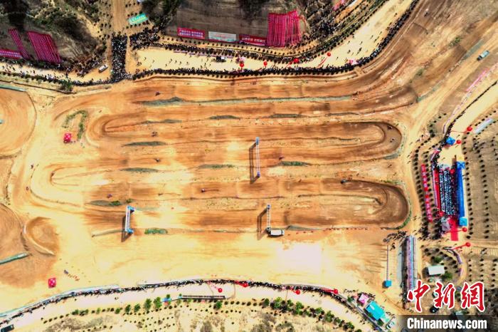 山西运城乡村赛车赛事点燃乡村振兴新动能