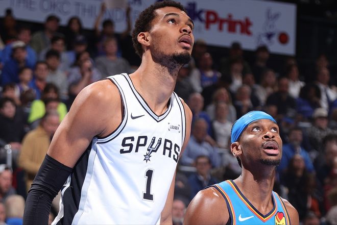 文班亚马41分亚历山大47分对决，湖人三双王詹姆