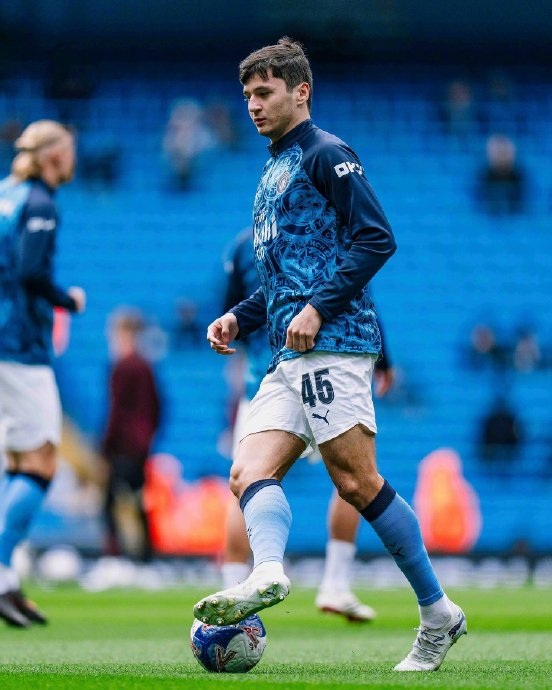 曼城欧冠生死战：瓜迪奥拉率队迎战强敌