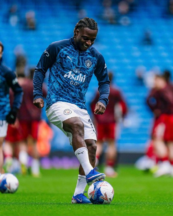 曼城欧冠生死战：瓜迪奥拉率队迎战强敌