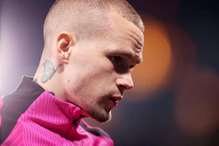 英超球星穆德里克秘密训练备战 禁赛风波持续发