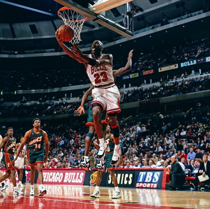 NBA最年轻15000分先生排名揭晓：詹姆斯居首，杜兰