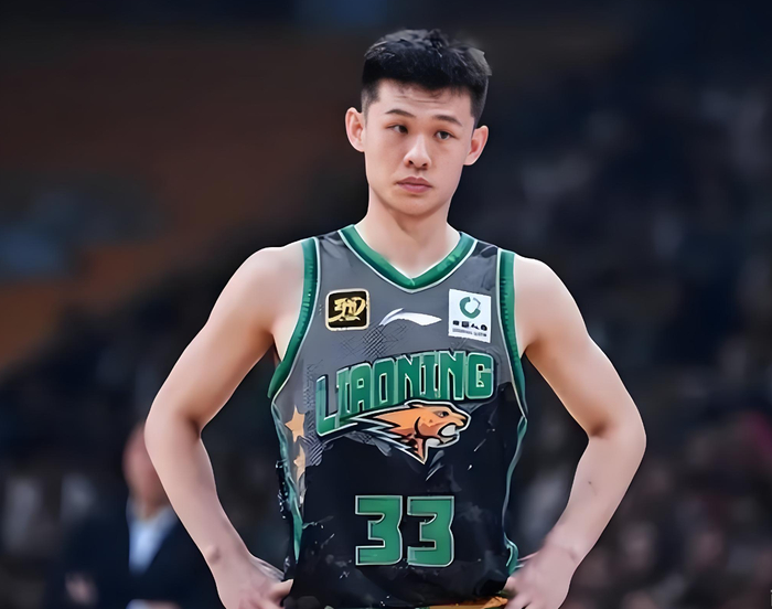 辽宁队惨败广州队16分 王岚嵚低迷成输球主因