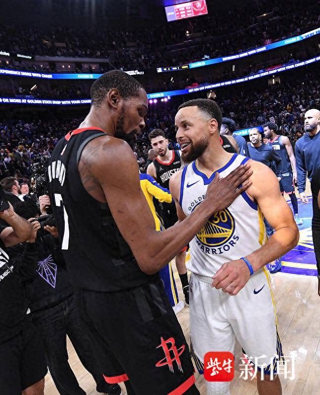 库里复出首战难阻勇士四连败 火箭豪取六连胜